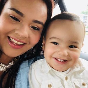 Meet your Posher, Roxana